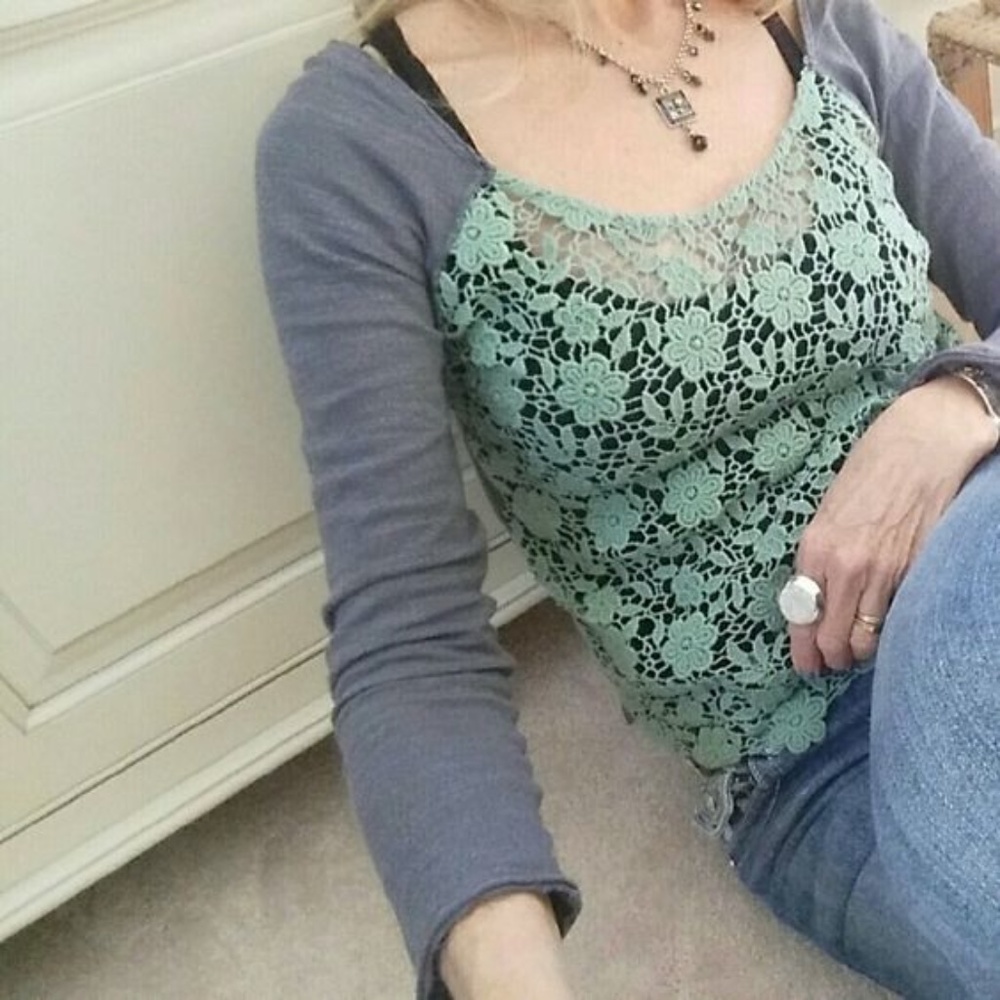 FREE PEOPLE Lace Off Shoulder Green Grey Top Sz S